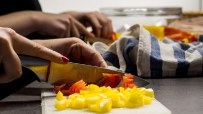 Cutting peppers