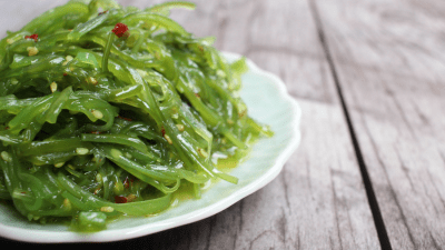 Seaweed salad