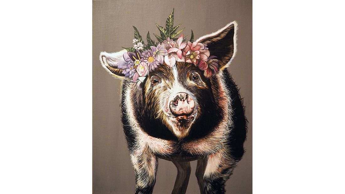 Naomi Joy pig